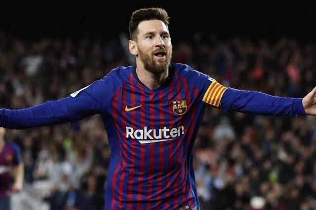 梅西之谜:身体平凡却登峰造极的足球巨星之路