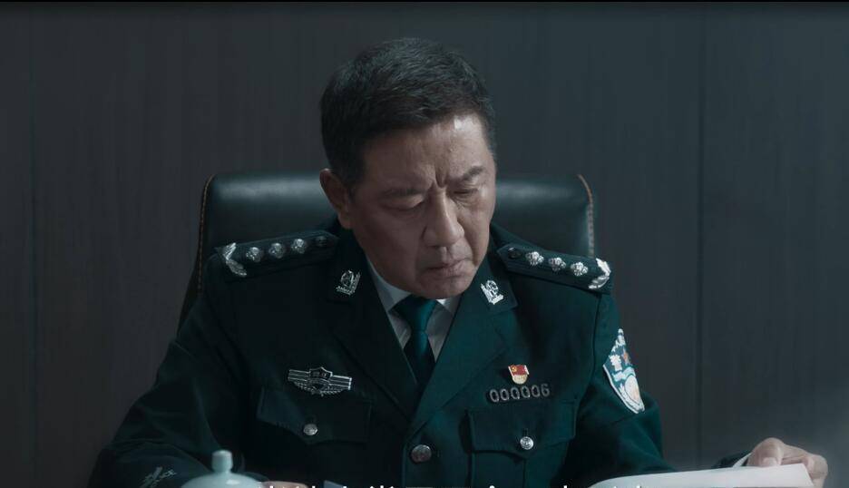 赵家四个儿子,老大赵鹏展曾被仇人炸断双腿,老二赵鹏程担任检察官