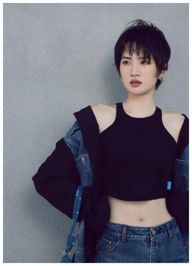 姚安娜:豪门千金蜕变,成为实力派女演员,崭露光芒