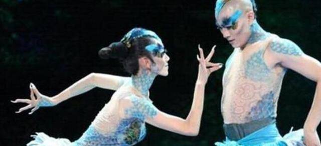 男版杨丽萍除了跳舞连衣服都不会洗身价百万却无人愿意嫁