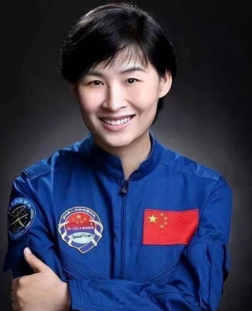 航天女英雄刘洋,家族非常优秀,舅舅身份显赫,大名鼎鼎_手机搜狐网
