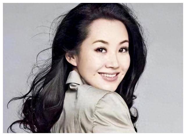 许晴54岁不婚不育终于坦白如果他没有死我早已是孩子妈