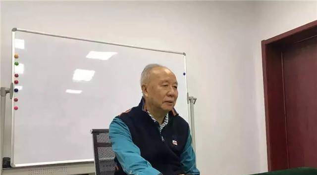 入狱后被妻子抛弃,小姨子却苦等他18年_商业_声望_夏宗伟