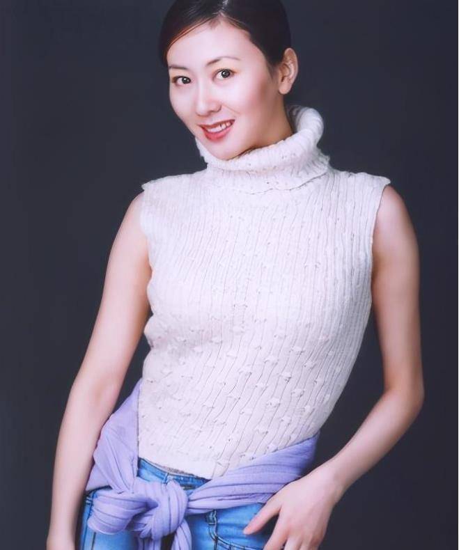 原创原创人体模特汤加丽日搜10多万次父亲暴怒你让我怎么出门