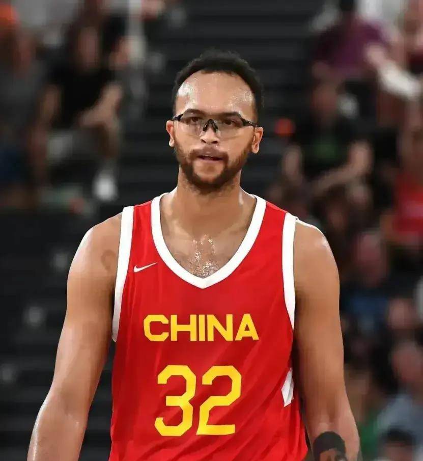 原创国际篮联发布亚洲十大球星克拉克森位居榜首我们男篮两人入选