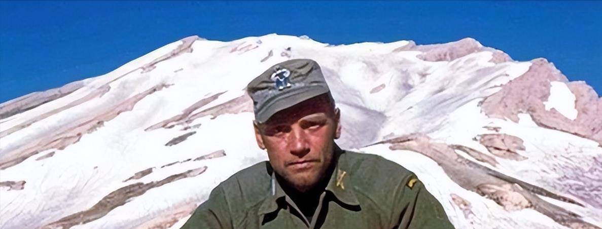 在越南的崇山峻岭中,拉瑞索恩把曾经党卫军的各种疯狂战术再一次发挥