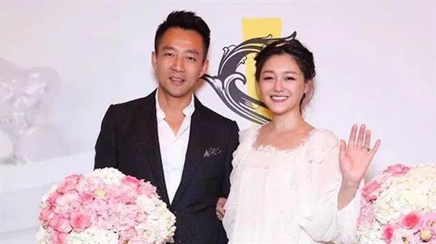 s妈控诉汪小菲拖欠17亿抚养费离婚大战继续苦了两个孩子