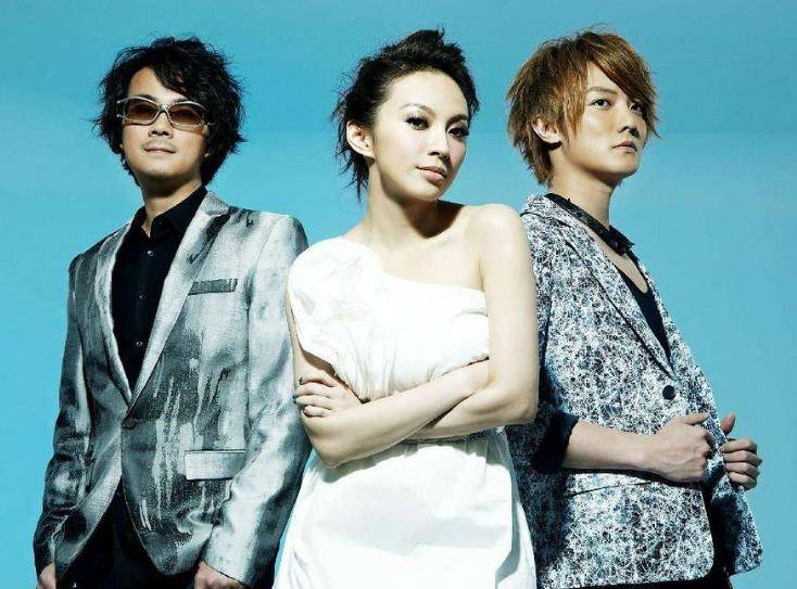 周杰伦,林俊杰,蔡依林,张韶涵等等,任何一个都是异常难啃的硬骨头.