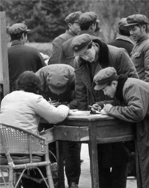 除此之外,张国政和蒋爱珍还是上下级关系,二人在工作