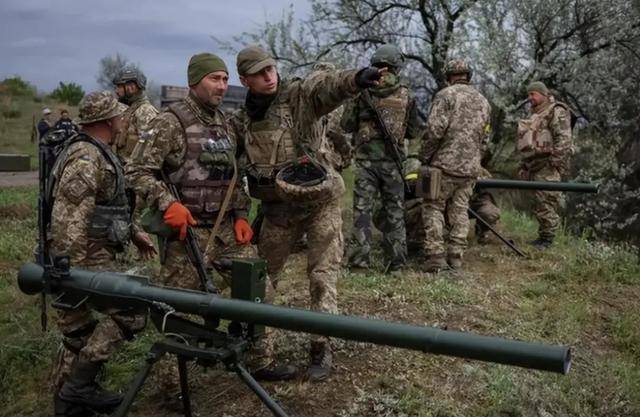 原创乌或迎来150万炮弹来自俄罗斯盟友乌军或月底耗尽防空导弹