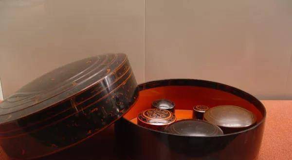 女孩子_凤仙花_我国