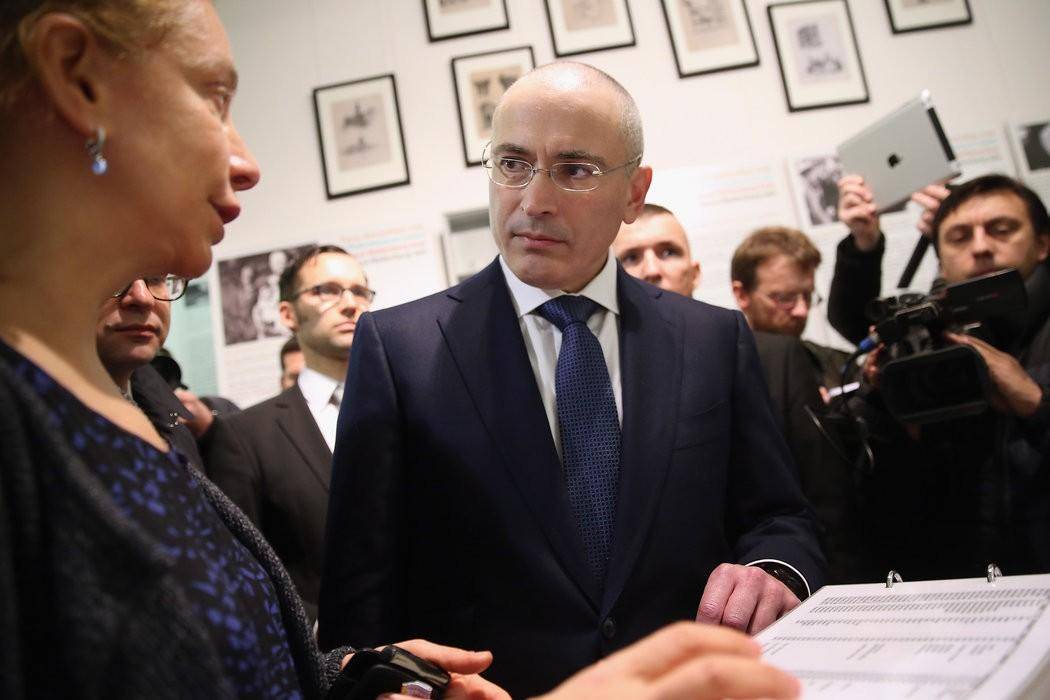 原创俄寡头接连暴毙敢跟莫斯科中央对着干的人别想着可以善终