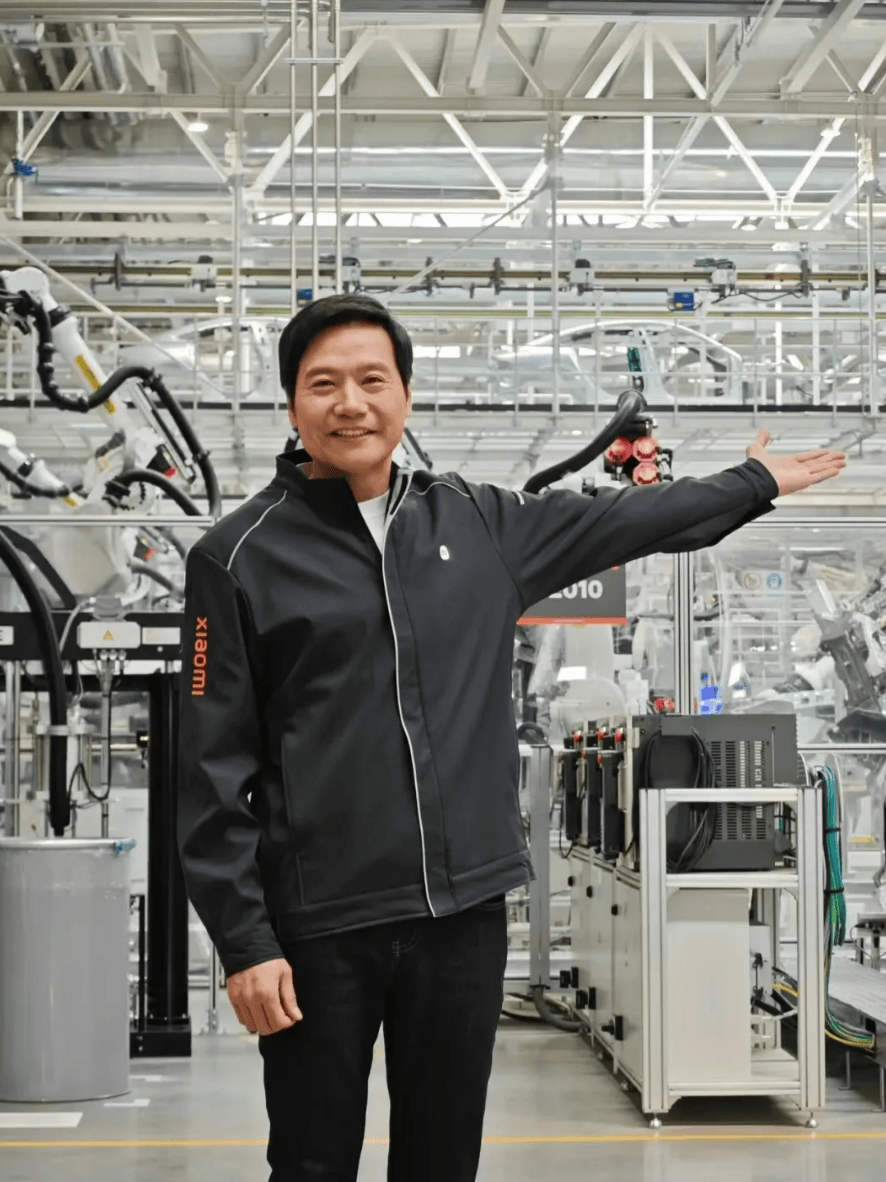 犀牛卫app-小米汽车倒计时开启,雷军晒工装照,激发全球期待