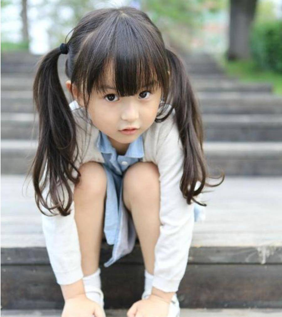 2岁出道年入百万的"小芈月",因太漂亮被禁止整容,如今怎样了_刘楚恬