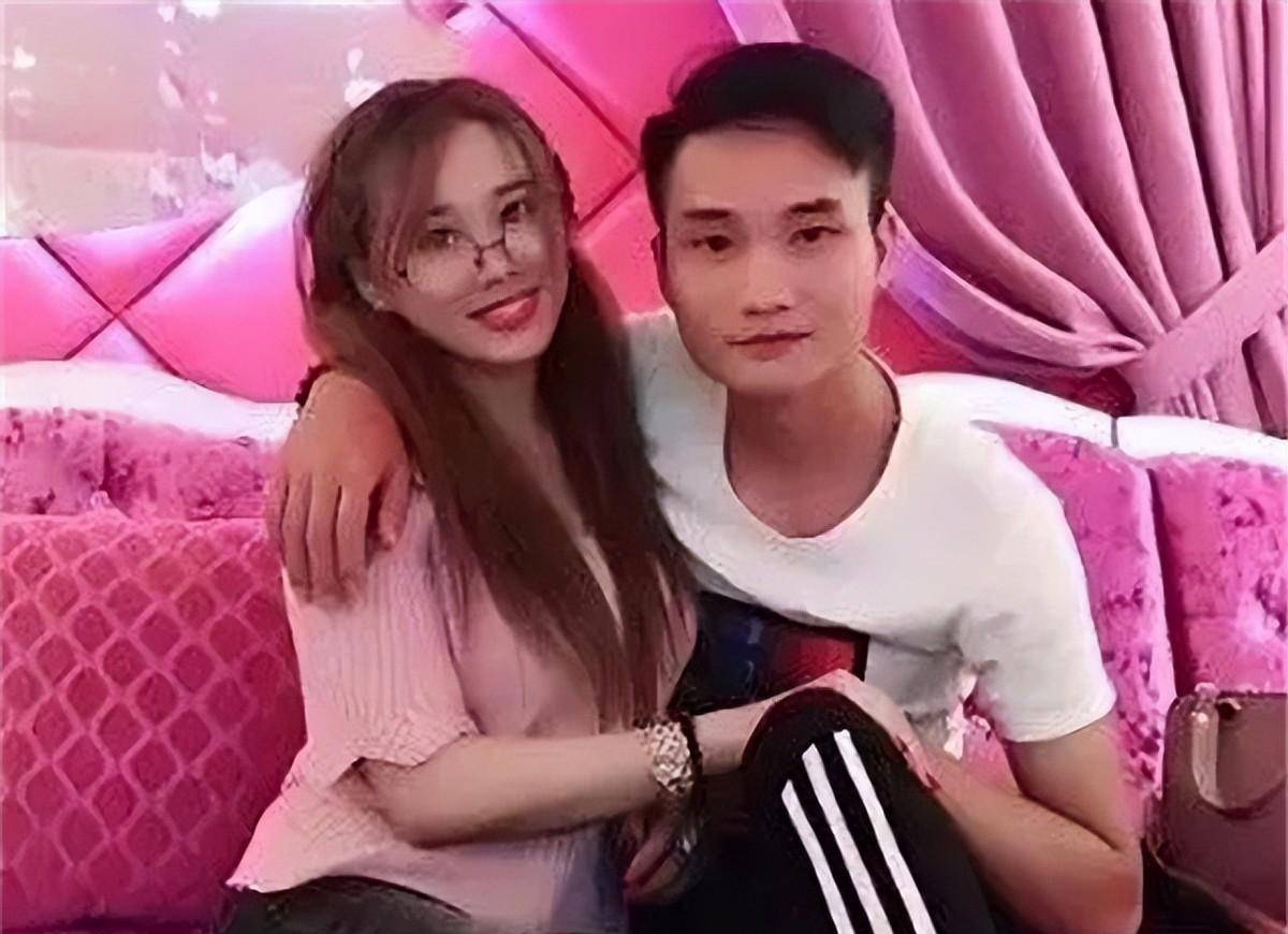 越南媳妇嫁到中国农村第一次参加喜宴被吓到一顿饭二十个菜