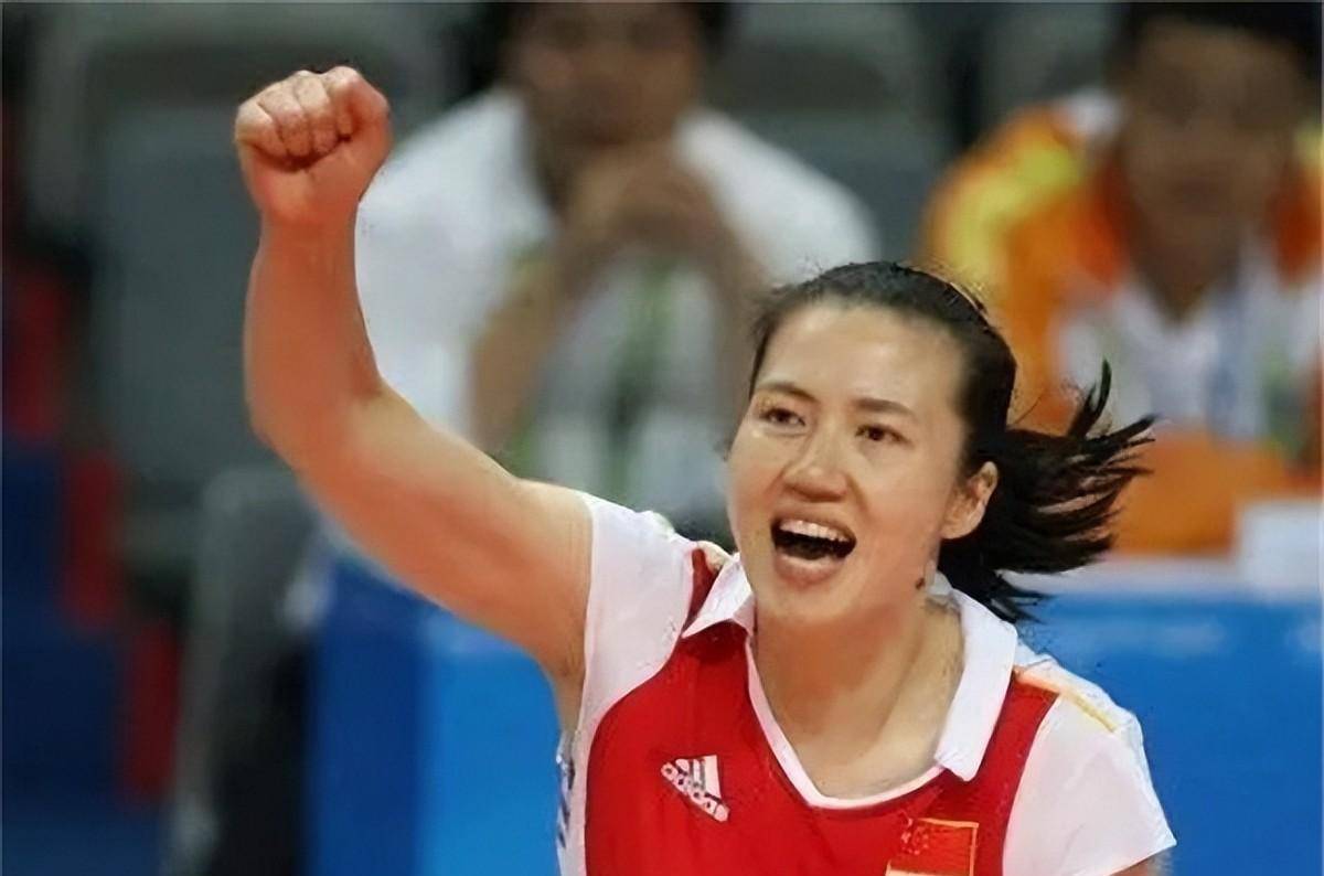 原创女排周苏红二婚嫁富豪仍心系前夫汤淼如今41岁判若两人