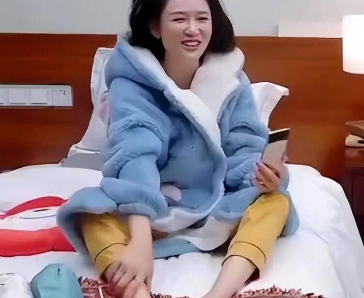 杨威自爆40岁就带上呼吸机网友怎么可能