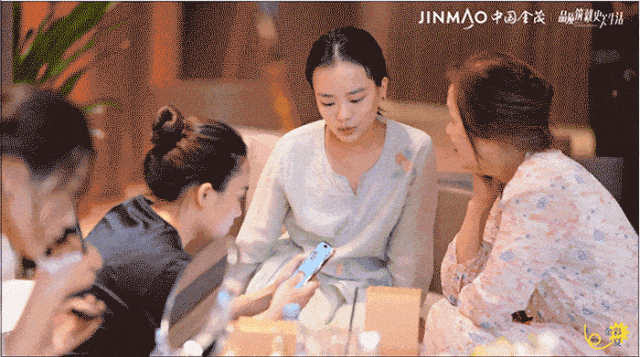 欧阳娜娜,张靓颖,王俊凯等50多位明星出席金宴中国2021时尚文化大赏