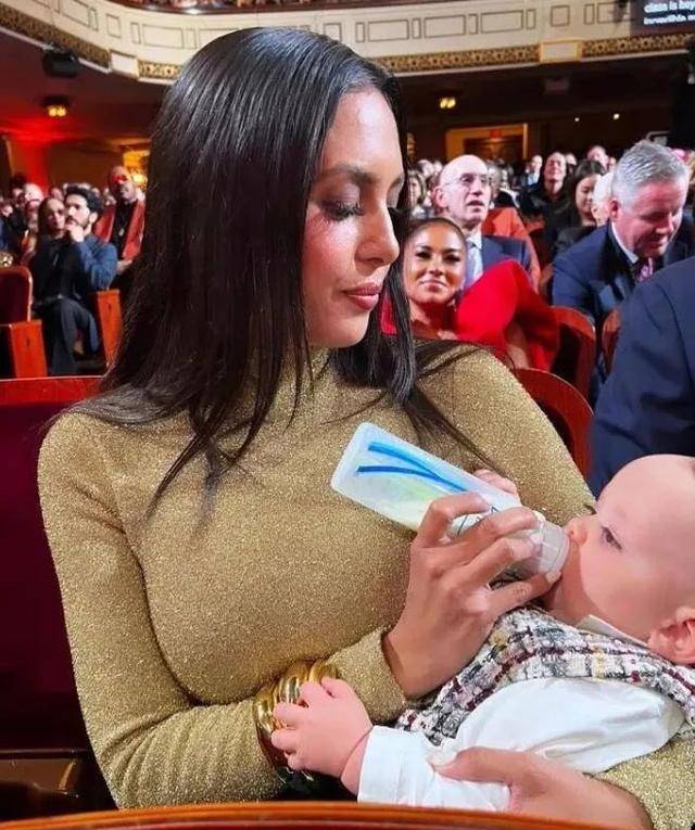 原创瓦妮莎揭秘造谣传闻背后真相