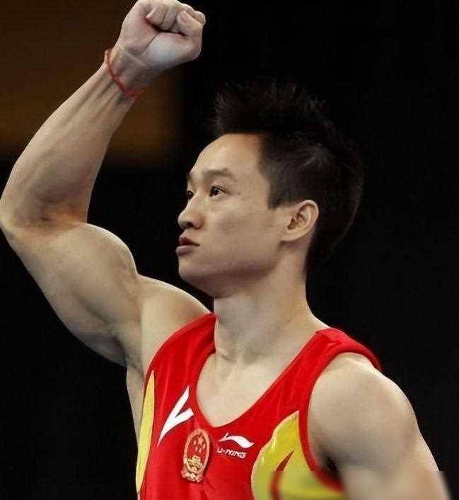 原创体操全能王杨威现状08奥运辉煌如今依赖呼吸机生活