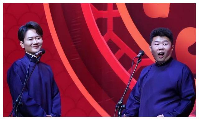 原创德云社孟鹤堂深夜晒照引网友热议相声赚钱是真的吗