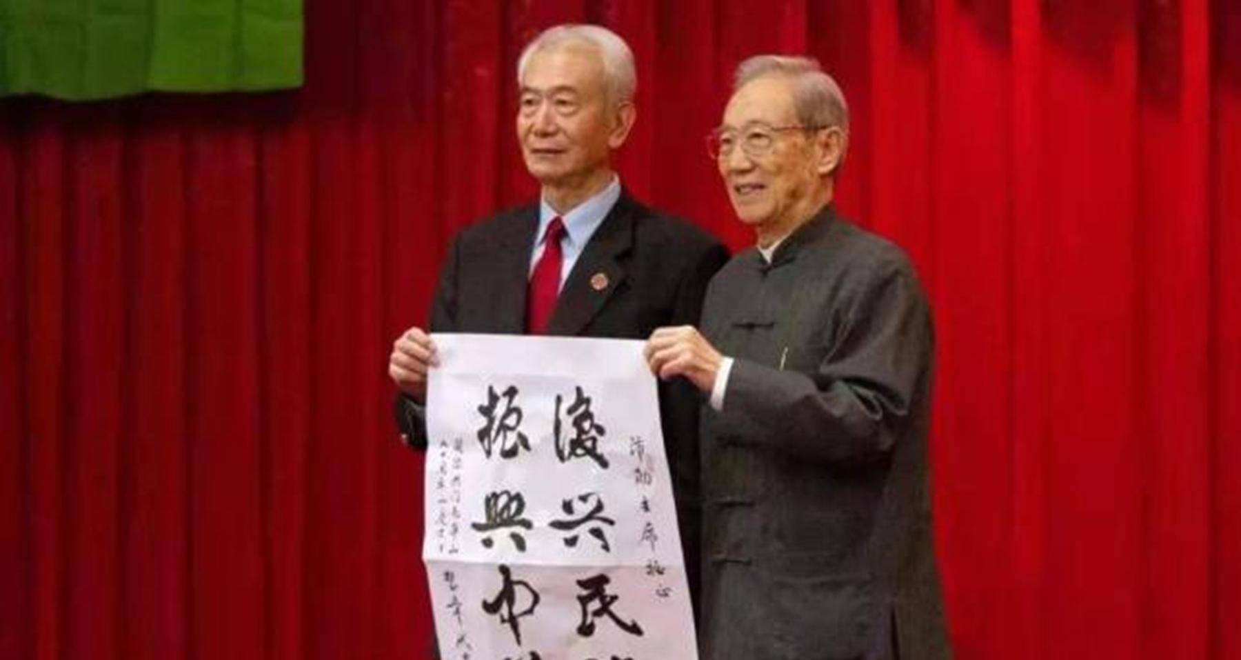 原创洪门大佬刘沛勋台湾是中国的全世界的兄弟团结起来挺身而出