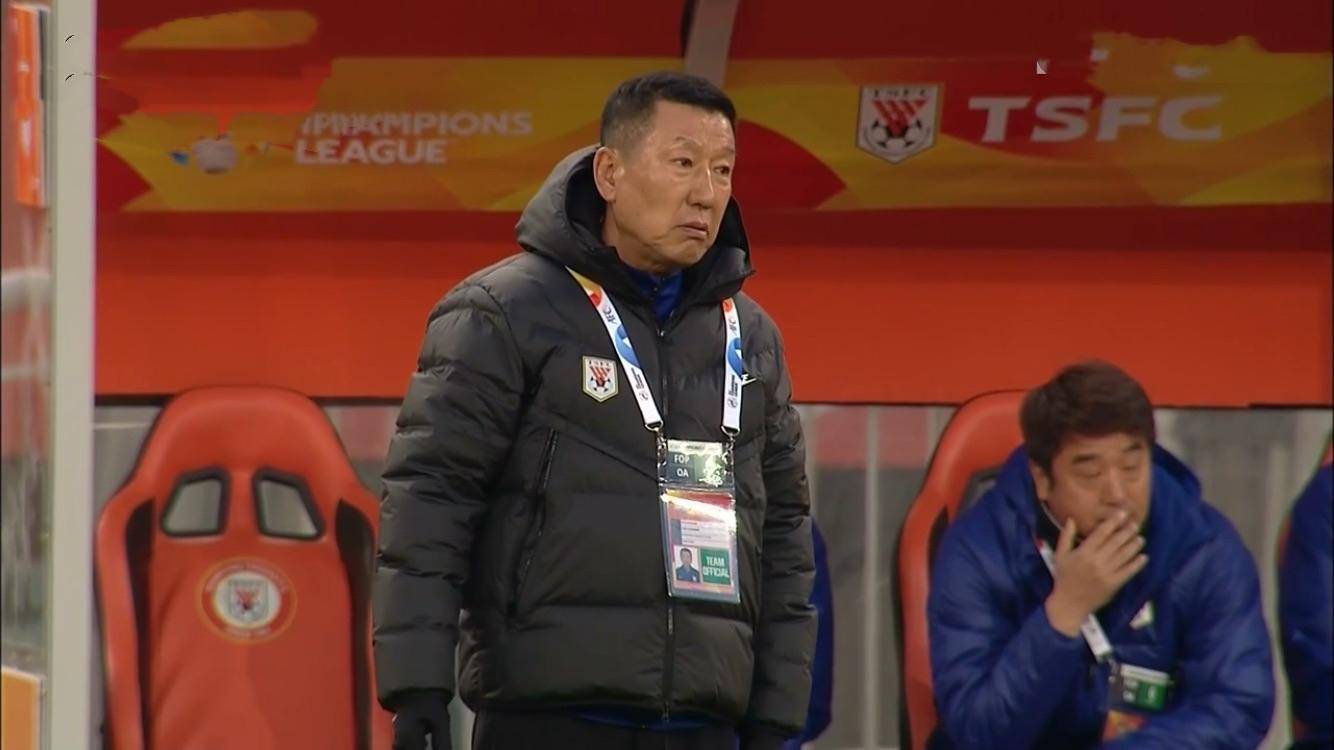 戴伟浚没进23人名单张琳芃踢右后卫国足4大前锋猛攻中场换血