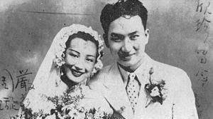 丈夫打理,怀孕后丈夫却说:你是明星,孩子未必是我的_周璇_朱怀德_严华