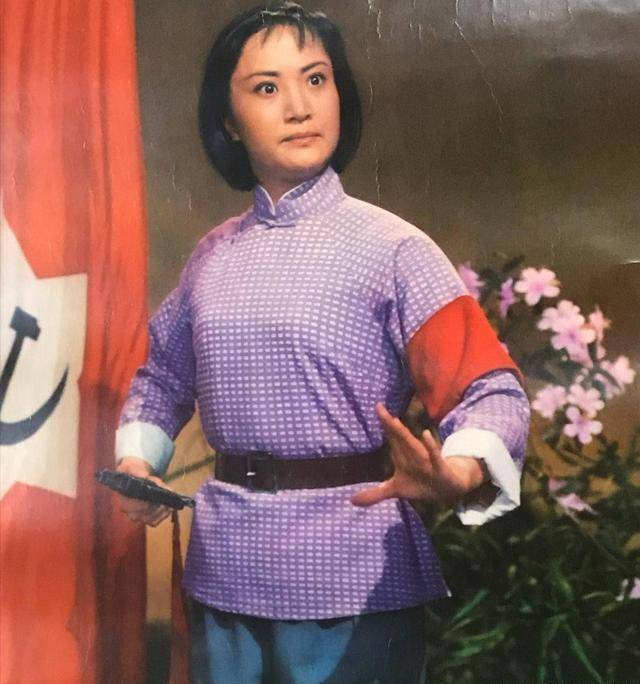 原创患难见真情河南豫剧院三团差点解散杜鹃山剧组力挺杨春霞