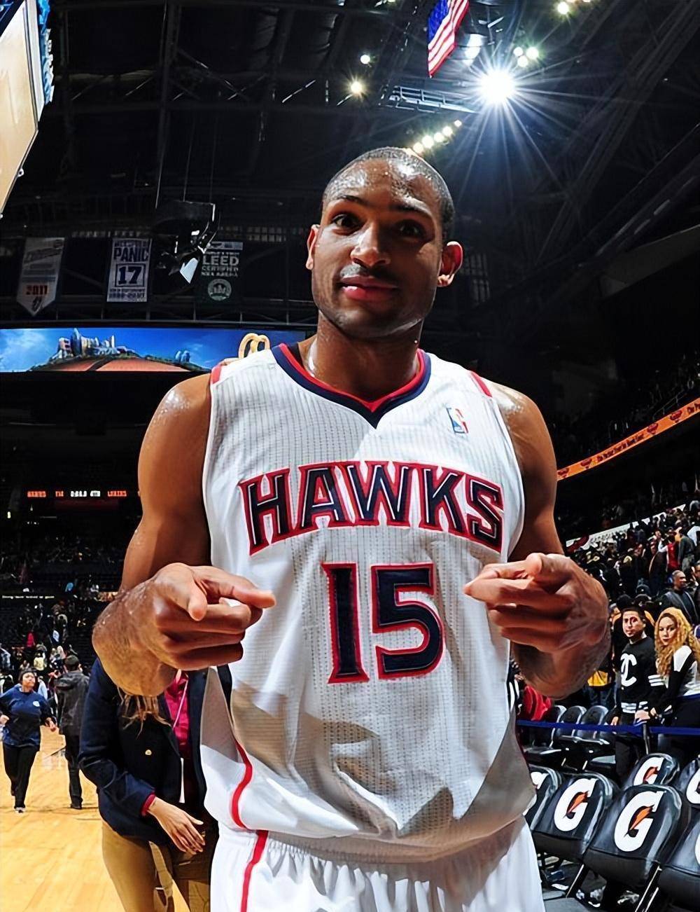 易建联是07年首轮6号秀,当年顺位在他之前的5人生涯有何成就?_格林_赛