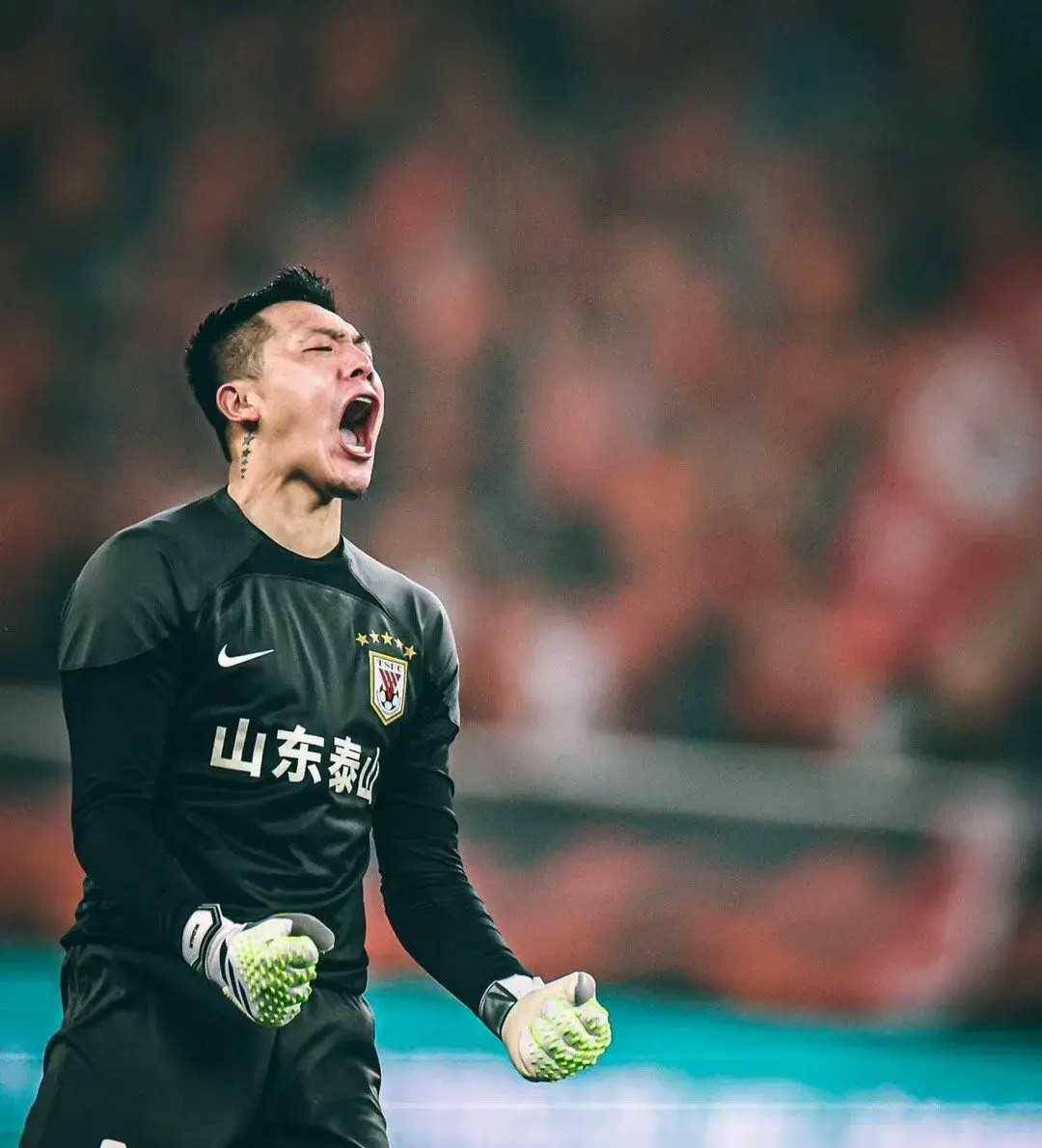 原创贤妻赵立琴没收王大雷游戏机大他4岁把老公管成国足门神