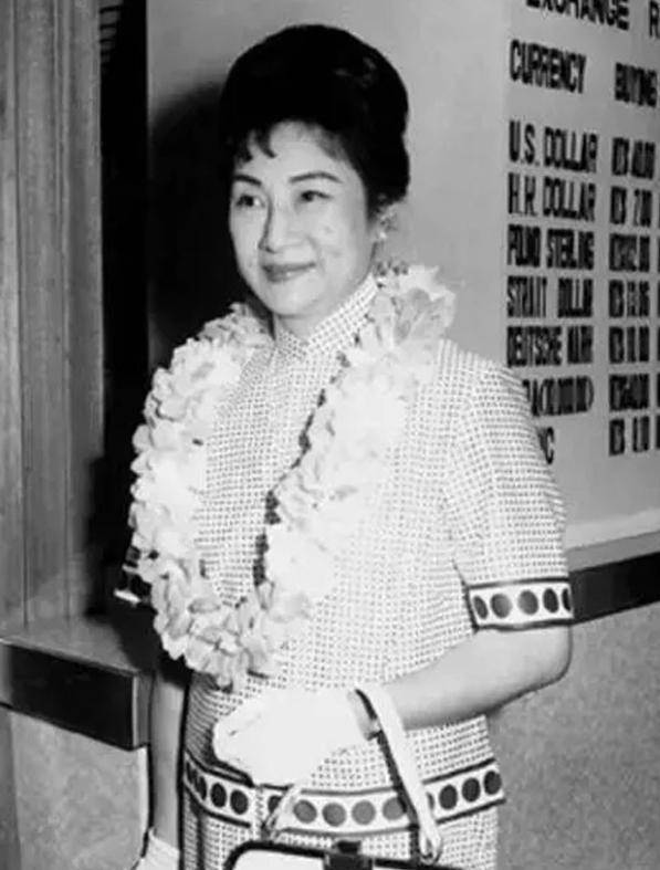 原创民国交际花先嫁将军再嫁北大校长气死丈夫靠巨额赔偿活98岁