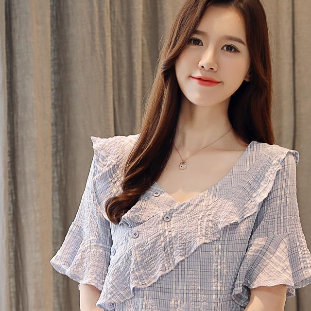 原创这几款俏丽好看的小衫特别适合会搭配的你优雅时尚充满年轻气息