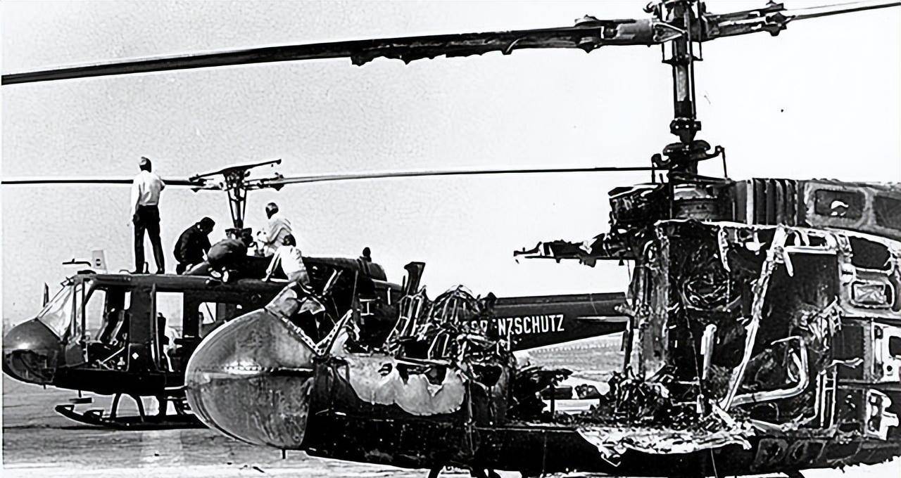 美女特工引爆汽车炸弹,阿拉法特接班人浑身是血,几小时后身亡_米尔