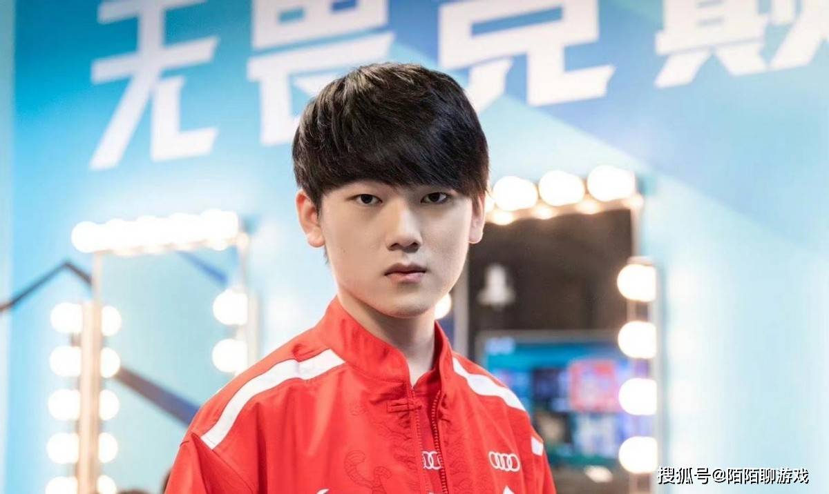 阿水成为阿水大杯茶体验馆真是实至名归粉丝们纷纷获得周边