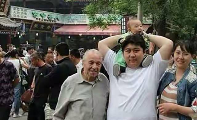 汉斯与宋扬的跨国忘年交令人羡慕