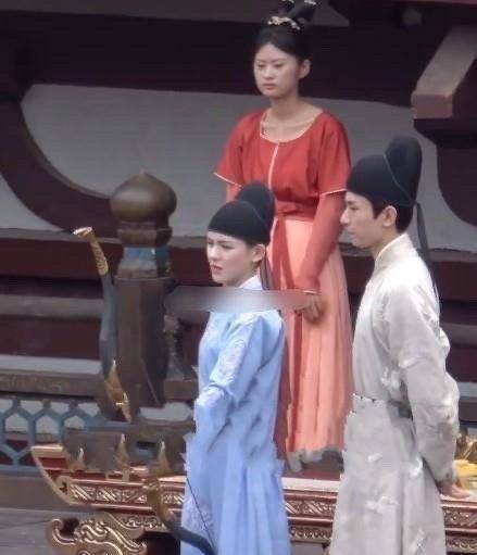 最新路透,成毅对张予曦牵手卖萌,比袁冰妍还要相配_角色_李炎_禹司凤