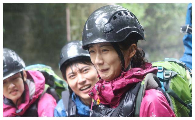 男人在食物链顶端犯错贝尔荒野奇遇与明星揭秘