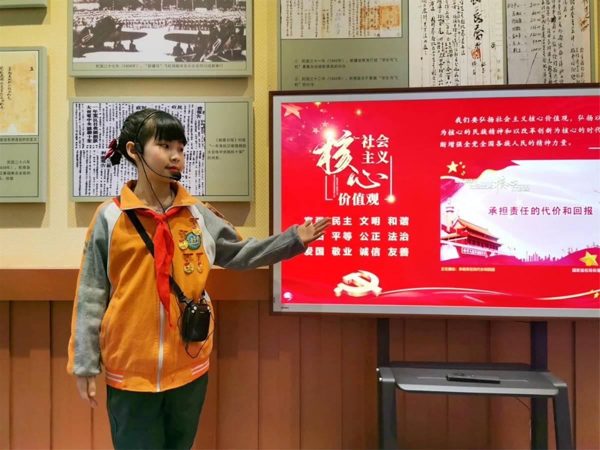 每周六的魔幻邂逅从六岁到十六小小讲解员们将大田精英俱乐部点亮