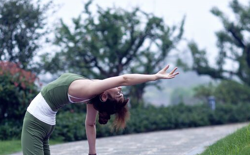 原创练减肥瑜伽变身气质女神瑜伽练习的五个误区