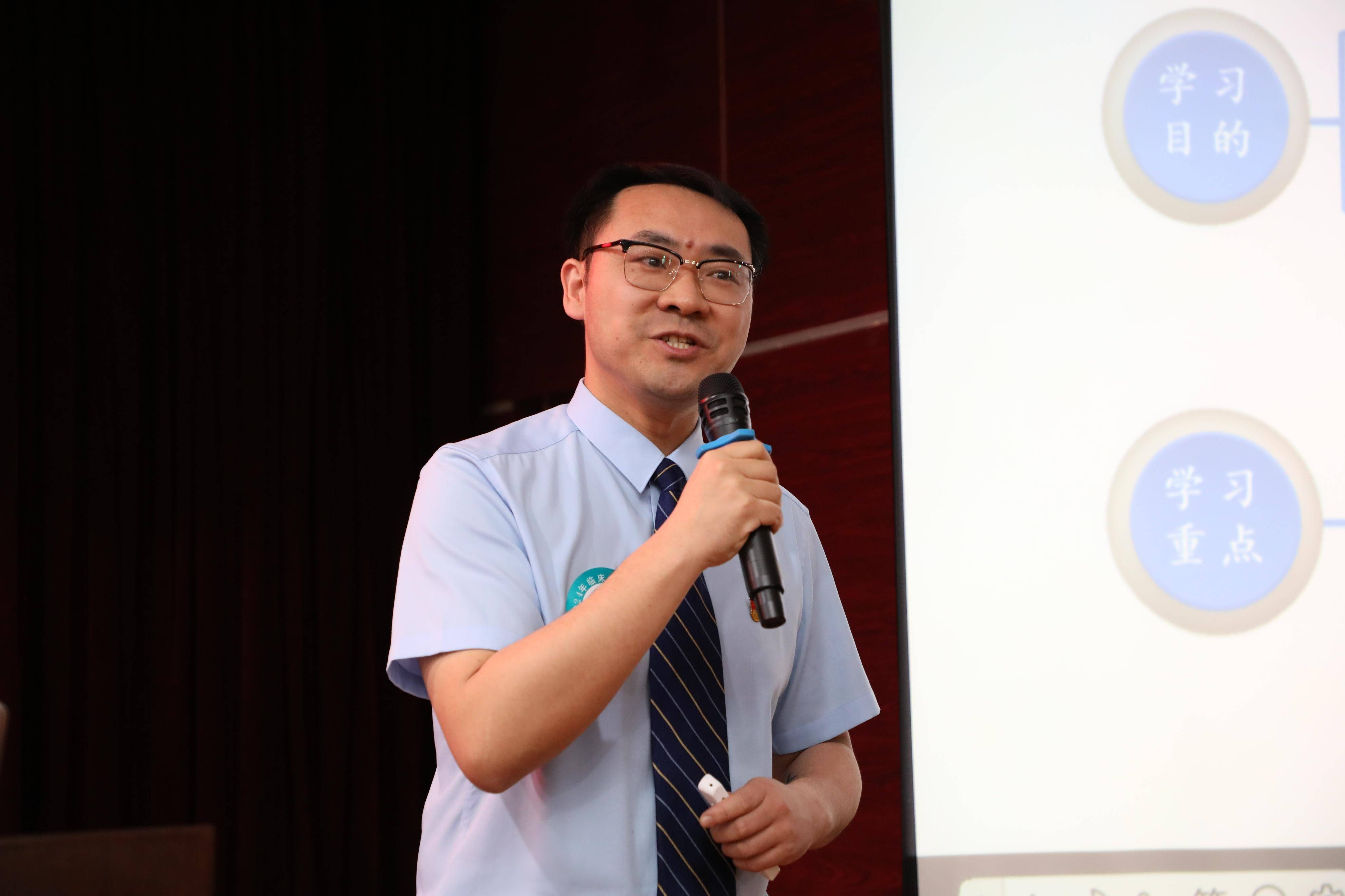 一等奖 张斌涛二等奖 冯 乐二等奖 张 盈三等奖 孙倩三等奖 康瑞瑞三