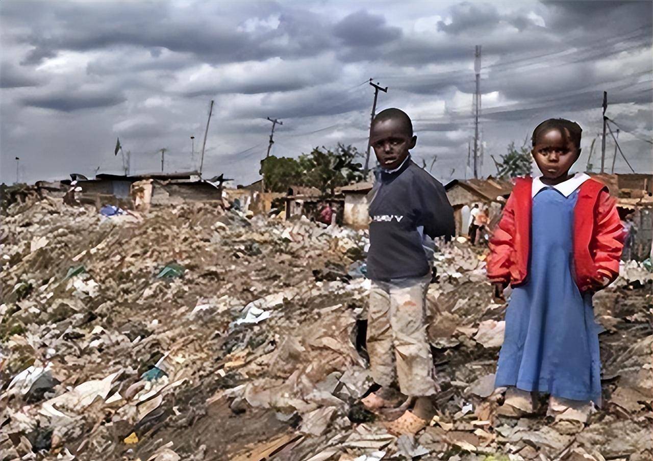 原创末日之城非洲肯尼亚靠吸食胶水续命航天燃油也能嗨上天
