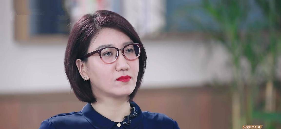 原创原创了不起的姐姐官宣露怯做访谈苏芒可能比不上易立竞