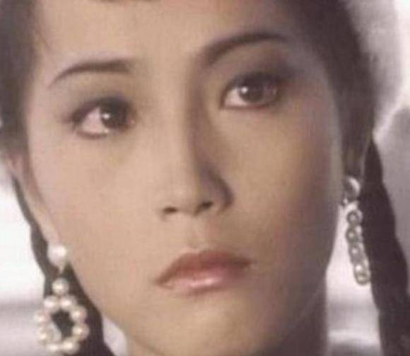 原创她是林正英恋人天生丽质却扮丑爆红如今嫁富商无儿无女