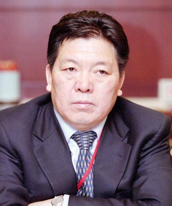 李海仓:一个悲催的首富,48岁被发小枪杀,儿子11年败光百亿财产