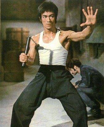 原创李小龙33去世如此短命其实早被师傅叶问预言过