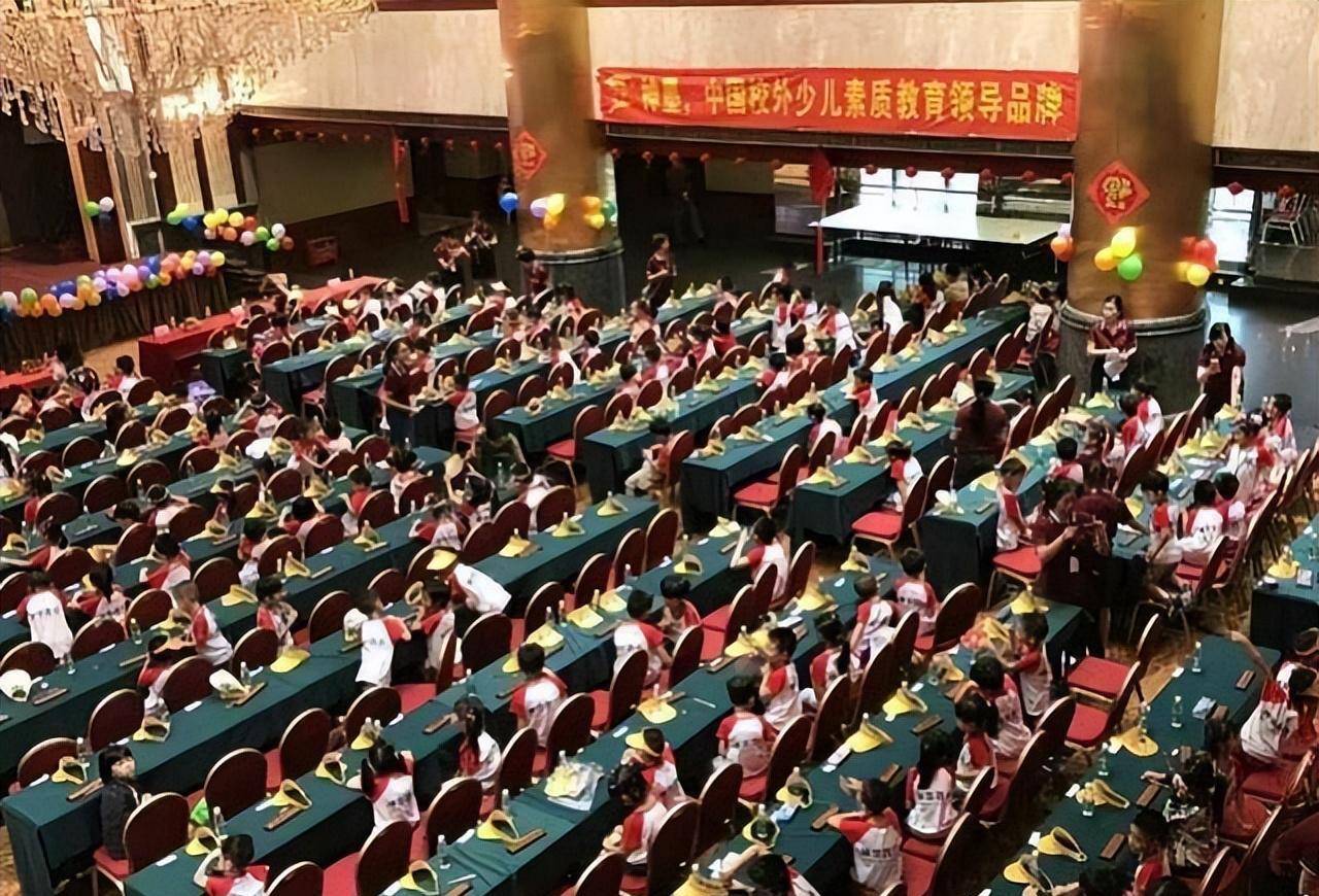 原创2011年8岁河南神童身怀特殊天赋被招入伍如今为国效力