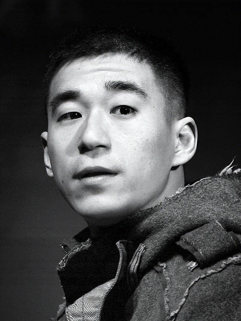 有种"整容"叫童瑶分手,前任跌落神坛,她却一飞冲天_张默_张国立_中戏