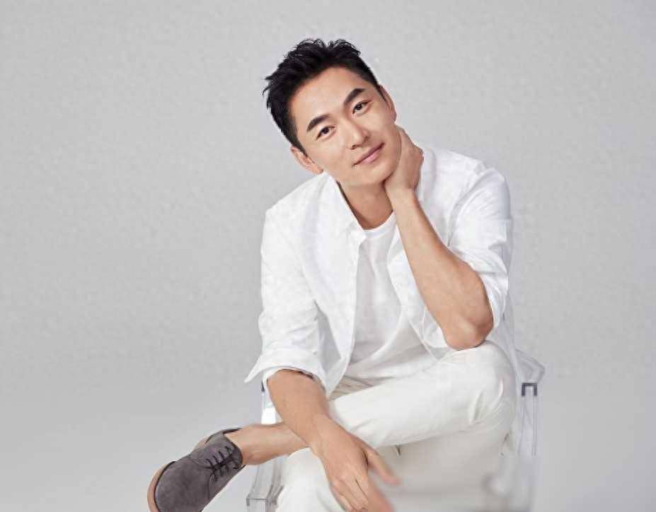 陆毅同窗女子初恋伴16年零绯闻15岁儿子非复制版老爸