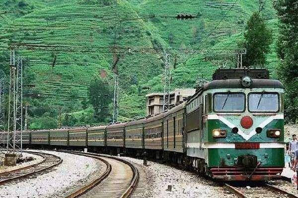 寸土寸金的北京城为什么会在闹市中为一位少年修建墓地